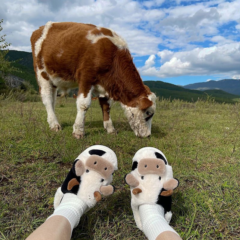 Cute Milk Cow Fuzzy Slippers - Kirakira World - grungestyle - kawaii fashion -kawaii store-kawaii aesthetic - kawaiistyle