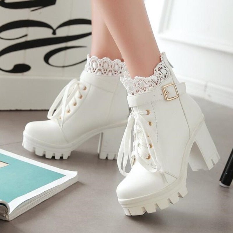 Buy White Boots Online & Get Up To 80% Off On All Products | Myntra