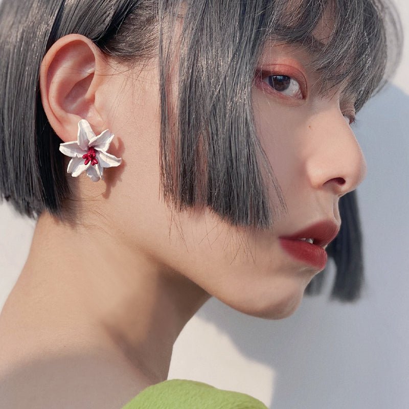 Lavender Edge Floral Earring - Kirakira World