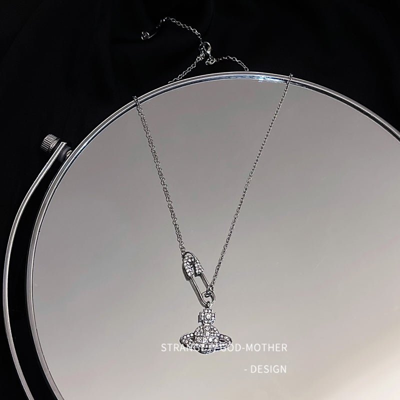 Saturnian Crystal Necklace - Kirakira World