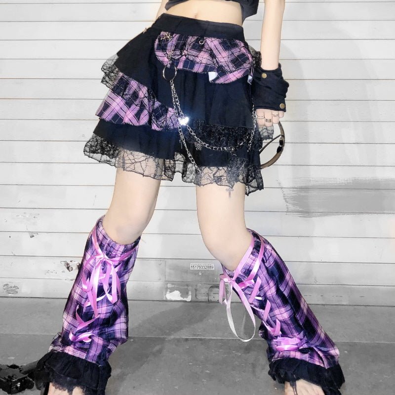 Black Pink Plaid Lace Pleated Skirt with Metal Accessories - Kirakira World - grungestyle - kawaii fashion -kawaii store-kawaii aesthetic - kawaiistyle