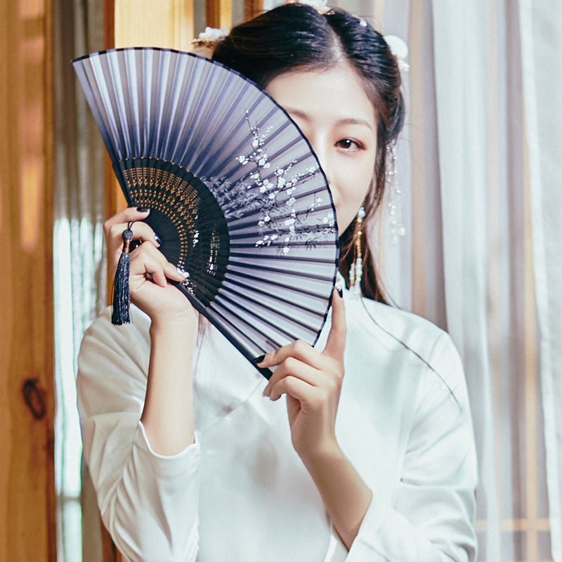 Dark Style Chinese Japanese Silk Folding Fans - Kirakira World - grungestyle - kawaii fashion -kawaii store-kawaii aesthetic - kawaiistyle