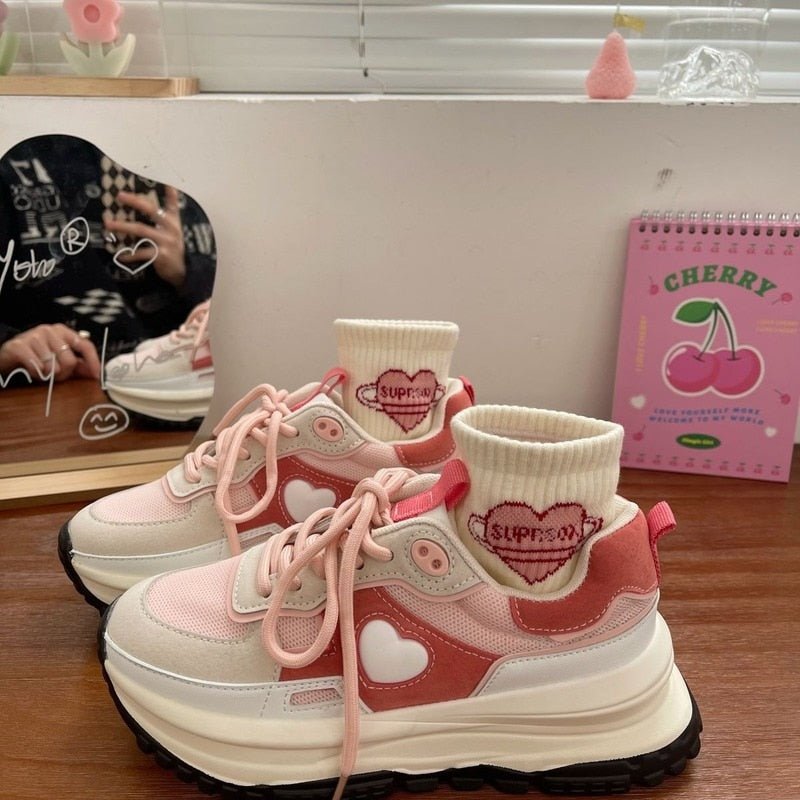 censur Med venlig hilsen nyheder Kirakira World Love Heart Pink Color Block Sneakers