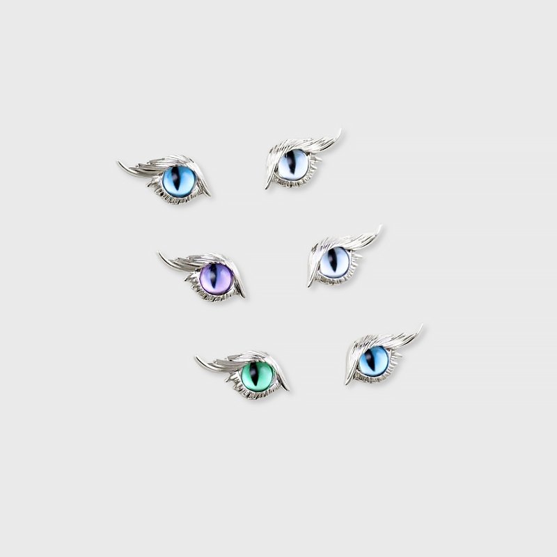 Otherworldly Sacred Cat Eyes Earrings - Kirakira World