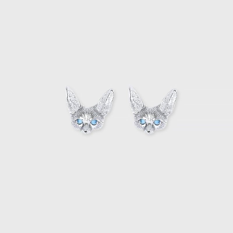 Witch's Silver Fox Earring - Kirakira World